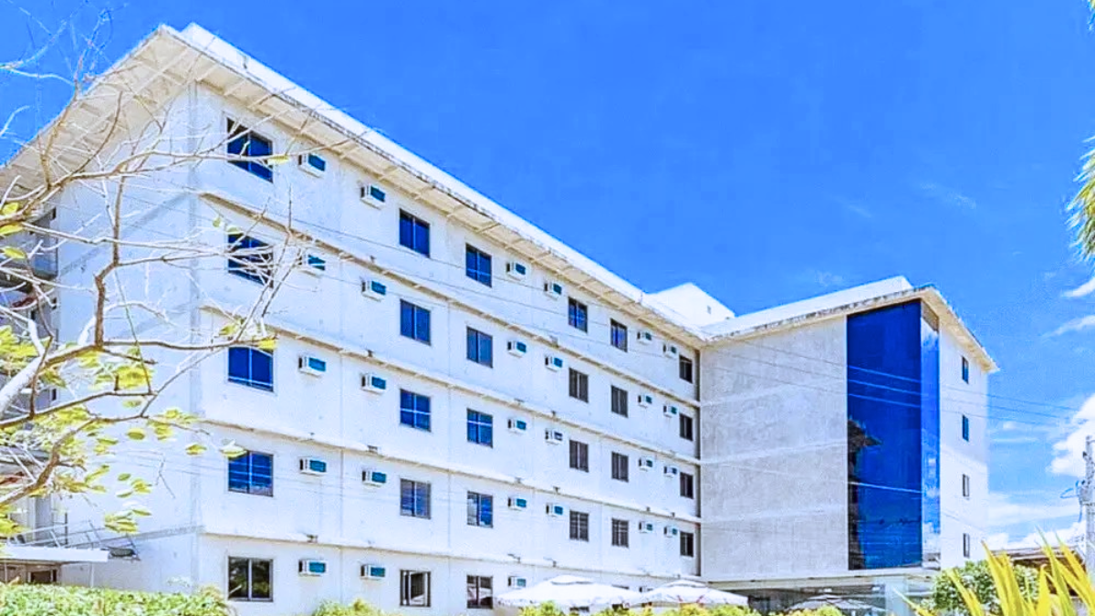 CURIOUS WORLD ACADEMY CEBU MAIN CAMPUS｜アティックのフィリピン語学留学